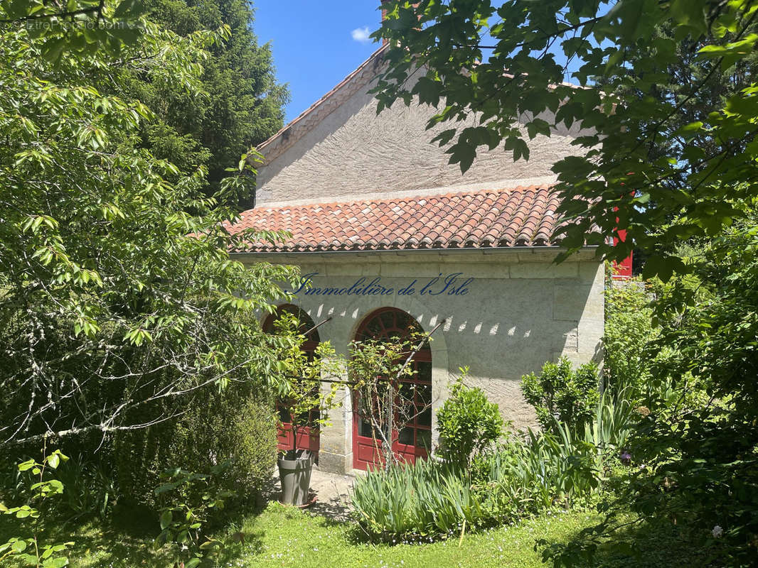 Maison à MARSAC-SUR-L&#039;ISLE