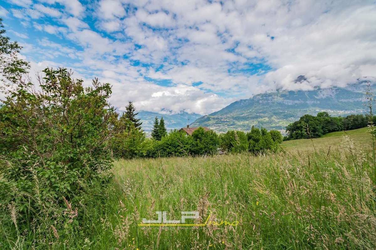 Terrain à SAINT-GERVAIS-LES-BAINS