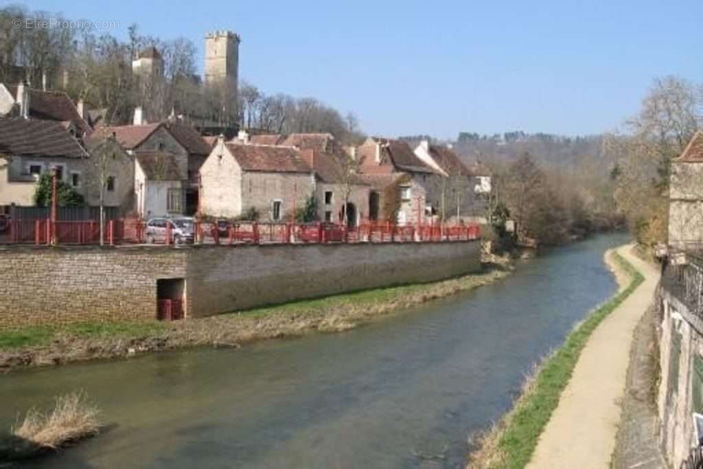 Maison à MONTBARD