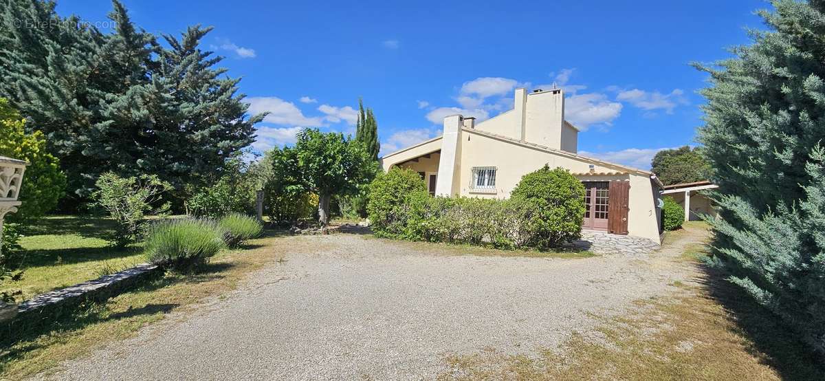 Maison à UZES