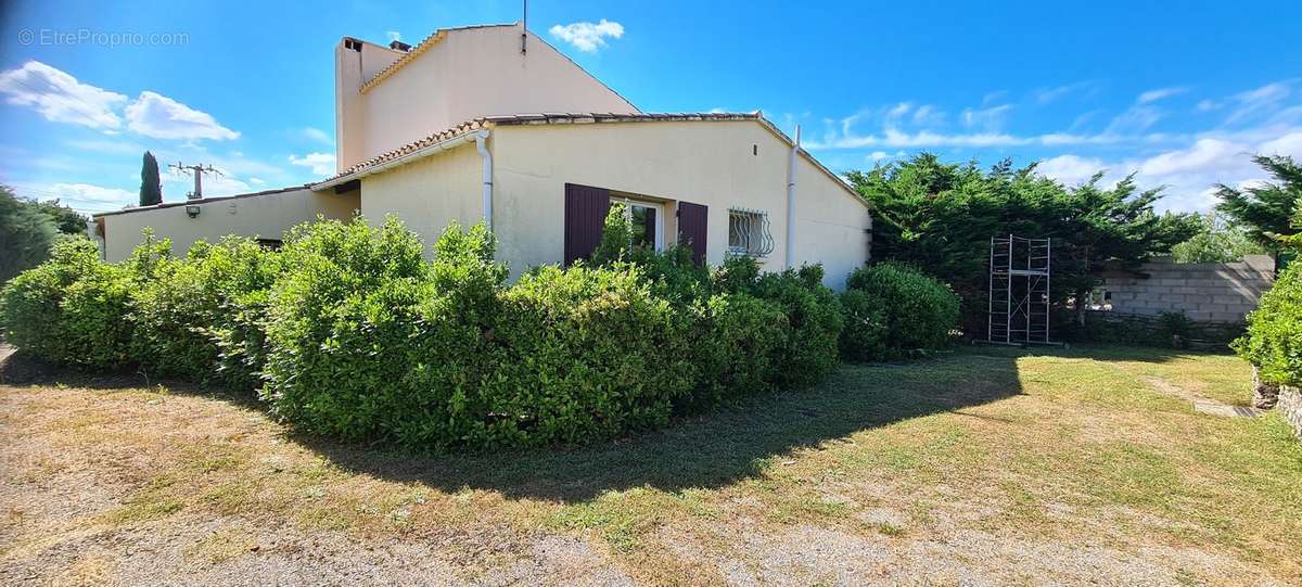 Maison à UZES