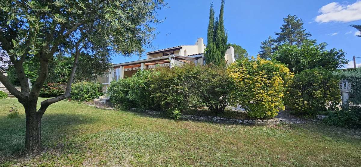 Maison à UZES