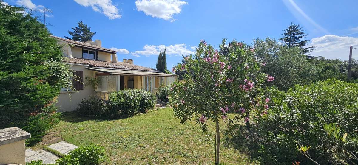 Maison à UZES