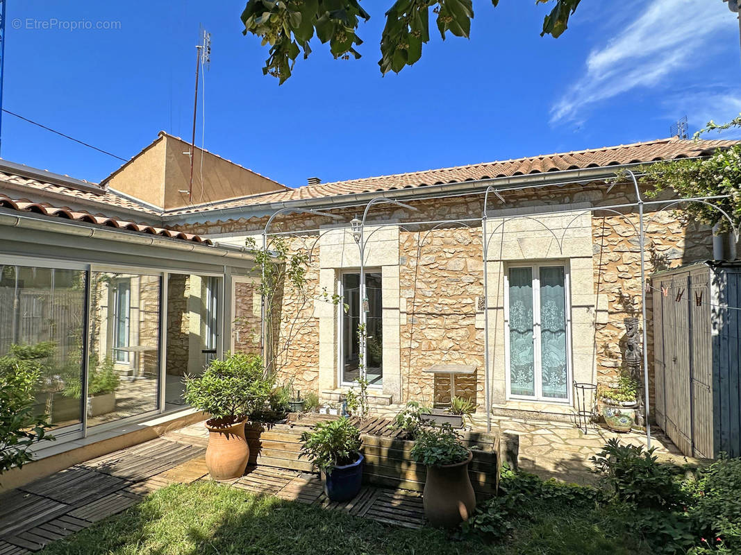 Maison à NIMES