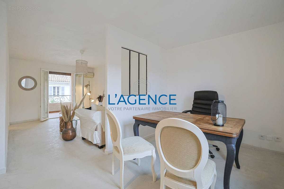 Appartement à HYERES