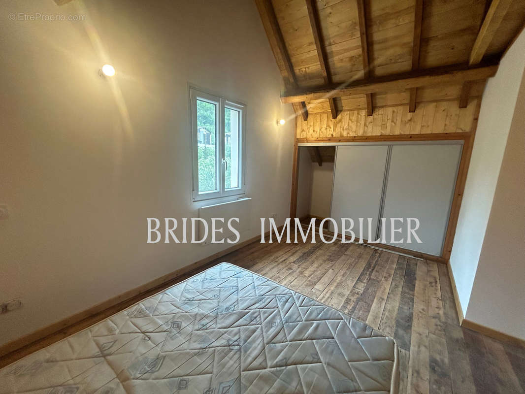 Appartement à BRIDES-LES-BAINS