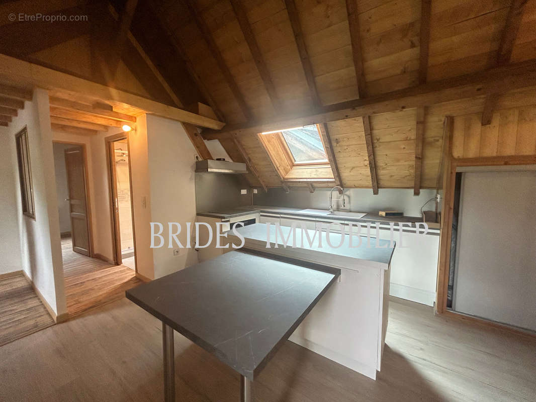 Appartement à BRIDES-LES-BAINS