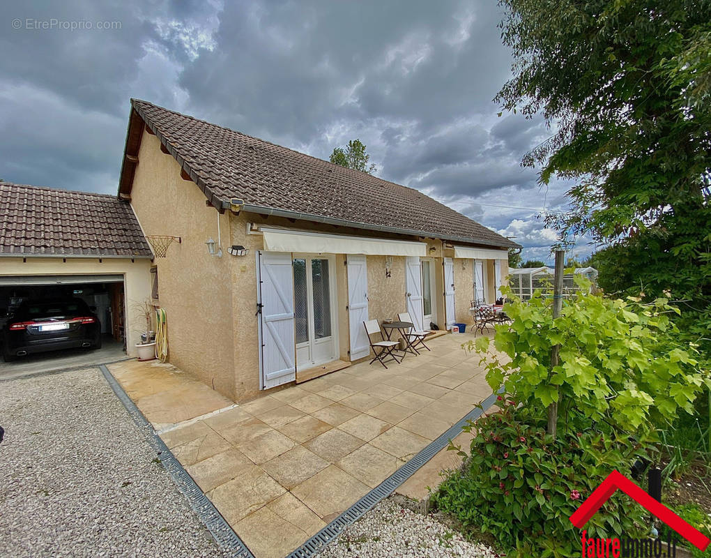 Maison à BEAUREGARD-DE-TERRASSON