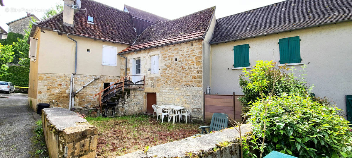 Maison à VAYRAC