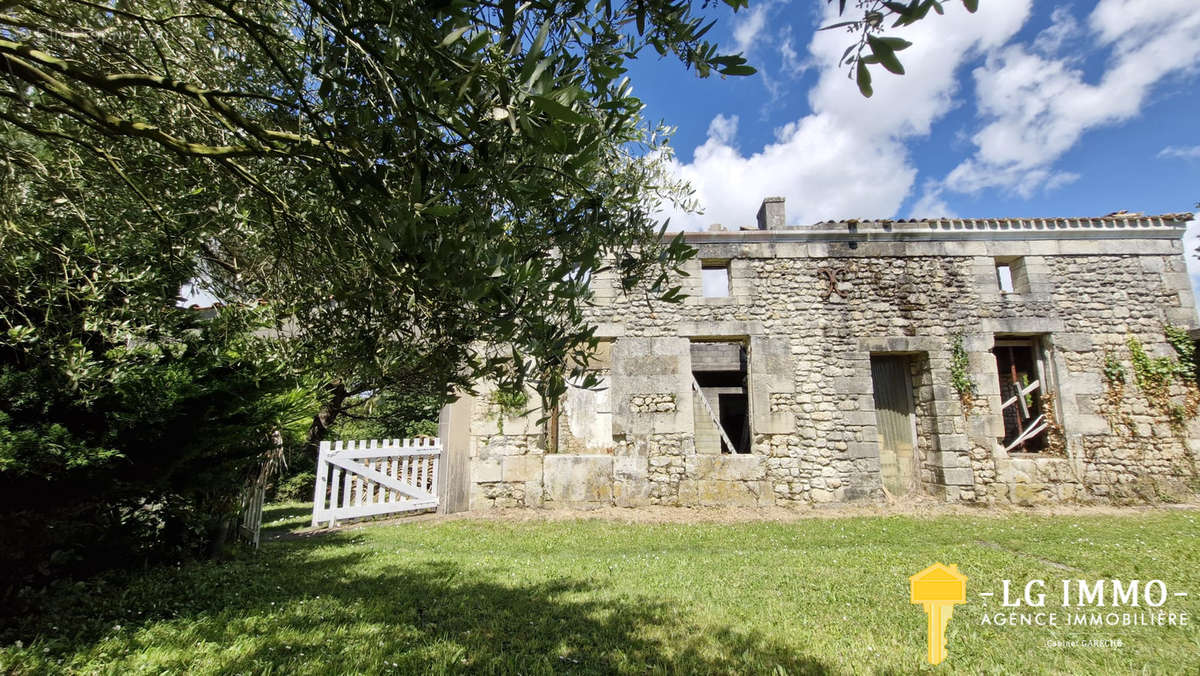 Maison à LORIGNAC