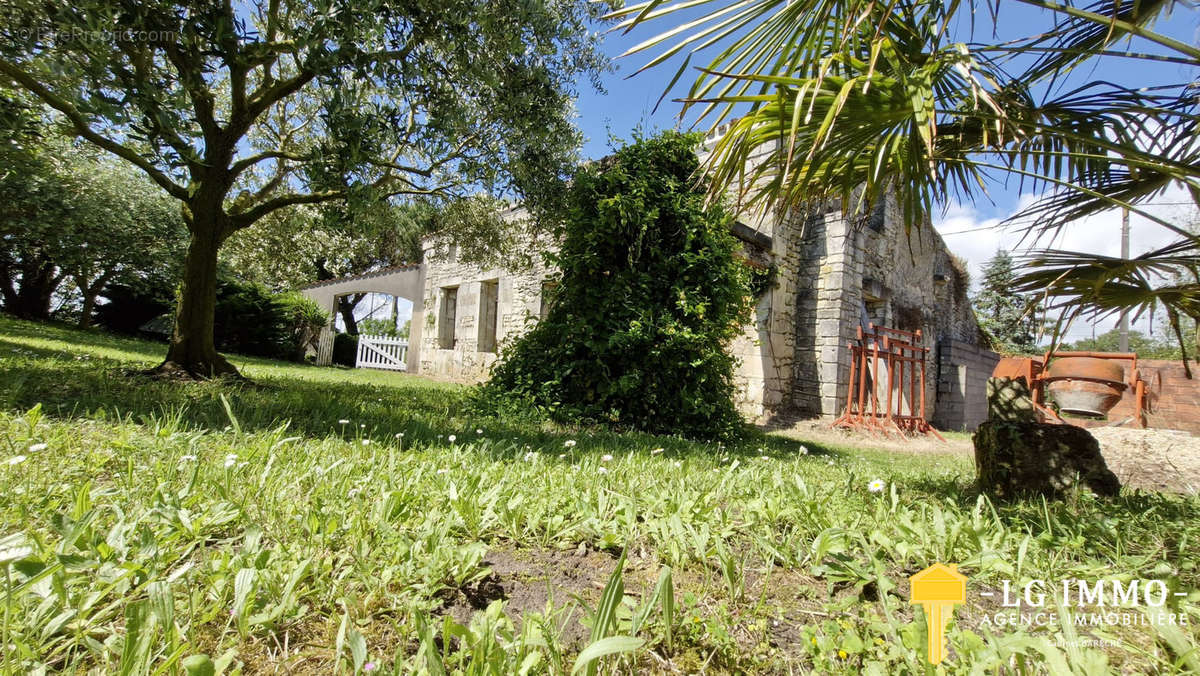 Maison à LORIGNAC