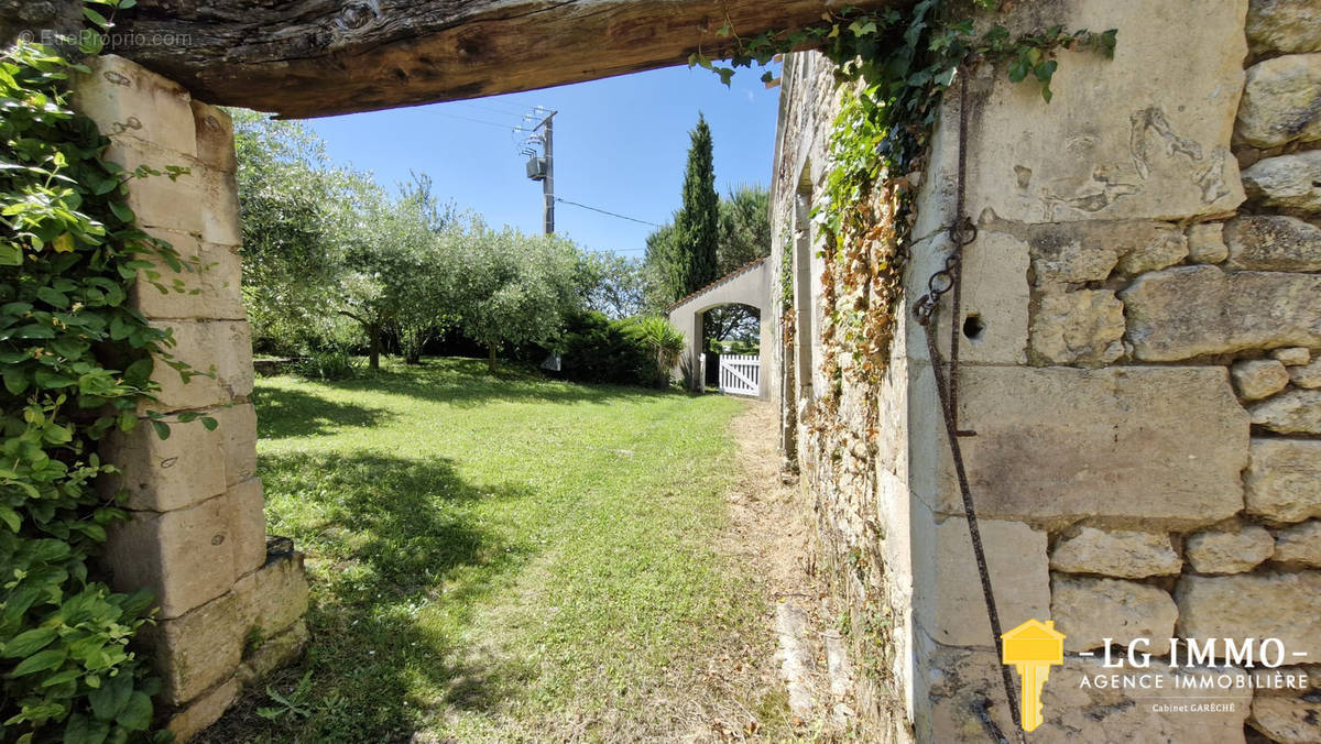 Maison à LORIGNAC