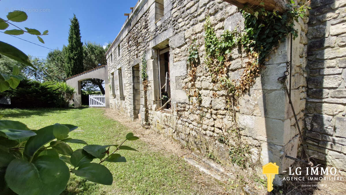 Maison à LORIGNAC