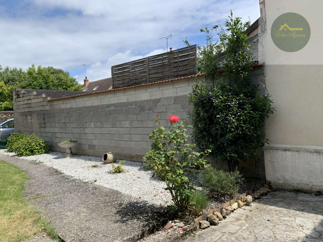 Maison à CHEROY