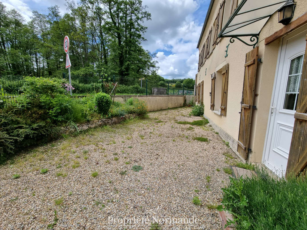 Maison à BERNAY