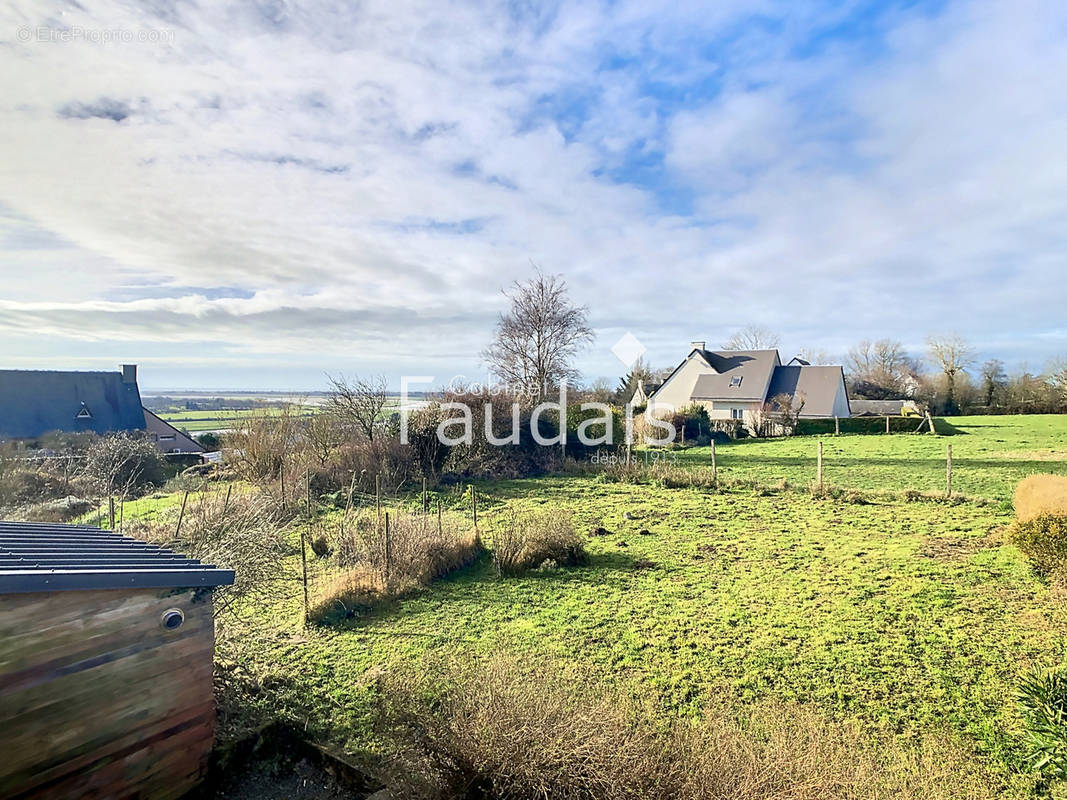 Appartement à HEUGUEVILLE-SUR-SIENNE