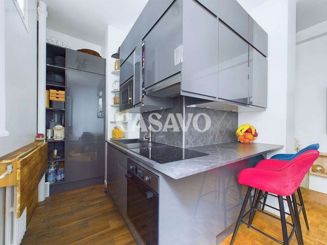 Appartement à PARIS-16E