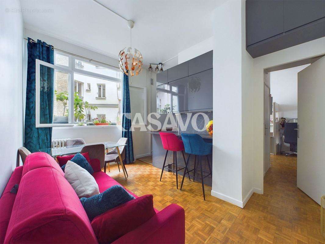 Appartement à PARIS-16E