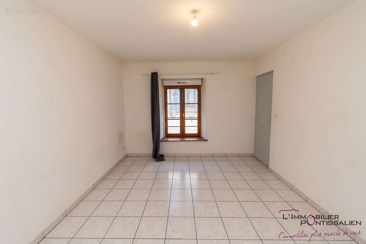 Appartement à PONTARLIER