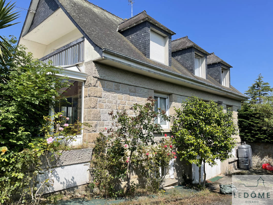 Maison à SAINT-BRIAC-SUR-MER