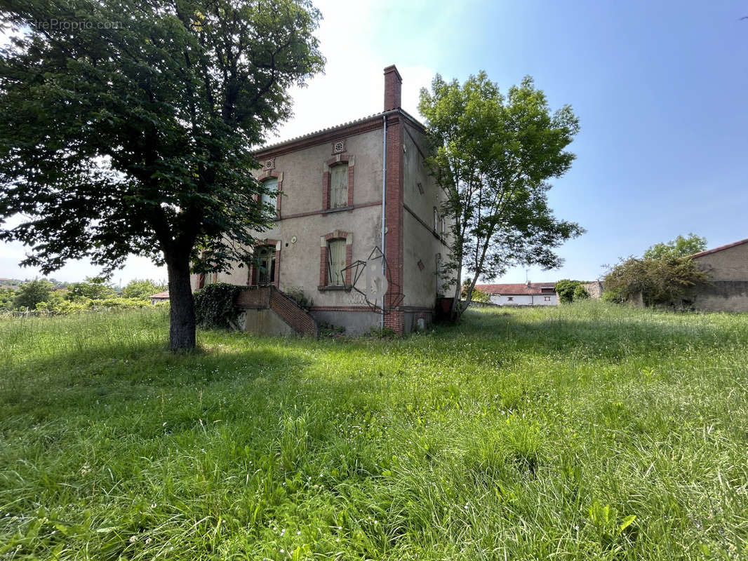 Maison à SAINT-BENOIT-DE-CARMAUX