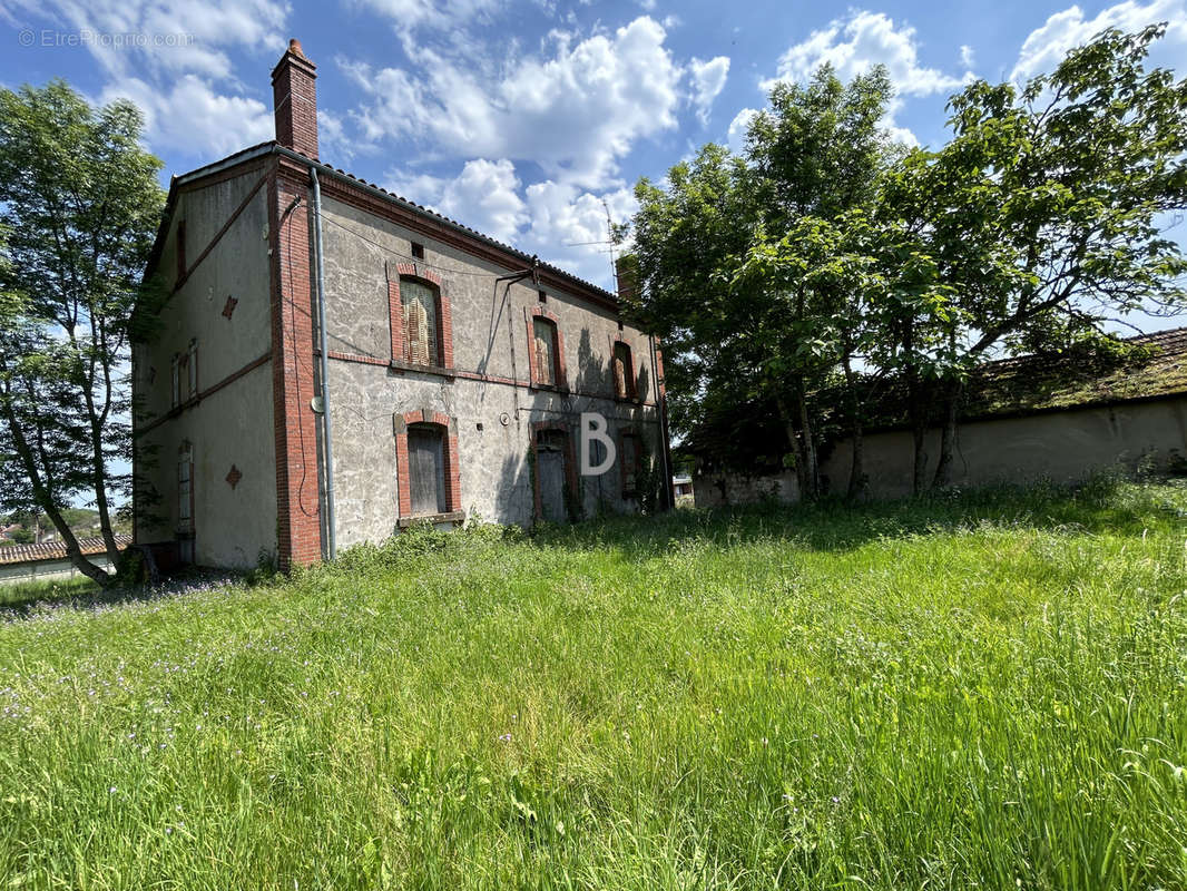 Maison à SAINT-BENOIT-DE-CARMAUX