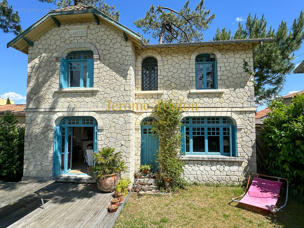 Maison à SAINT-PALAIS-SUR-MER