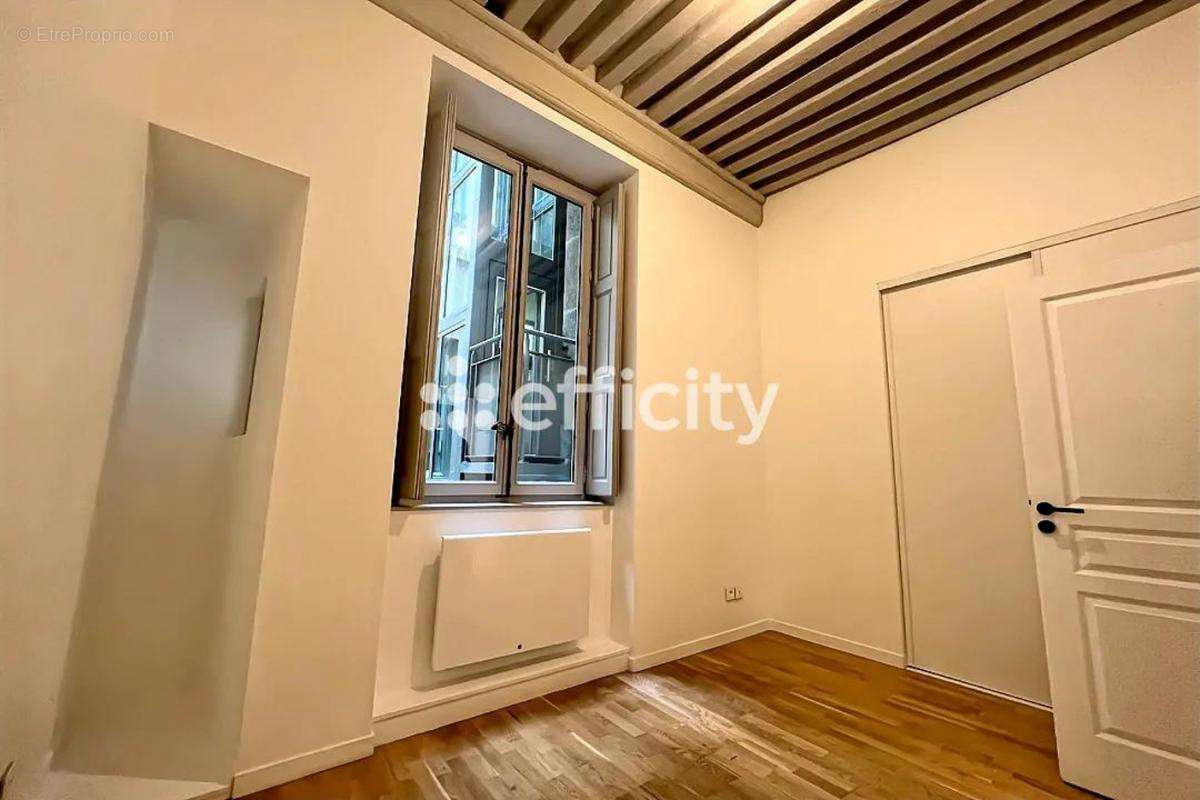 Appartement à LYON-5E