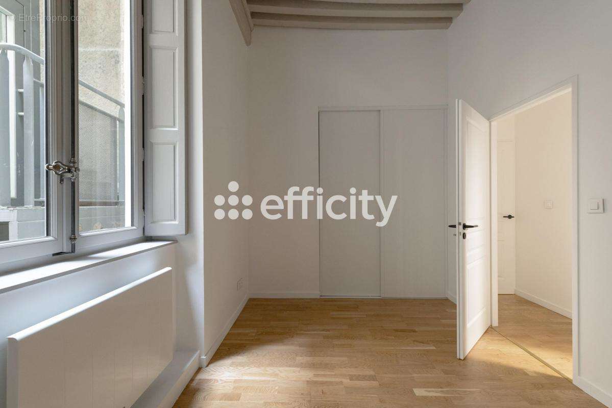 Appartement à LYON-5E