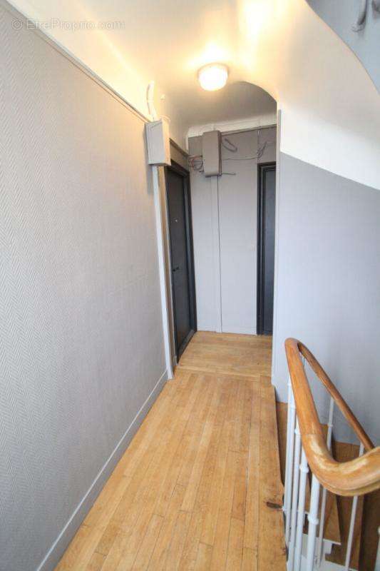 Appartement à LA COURNEUVE