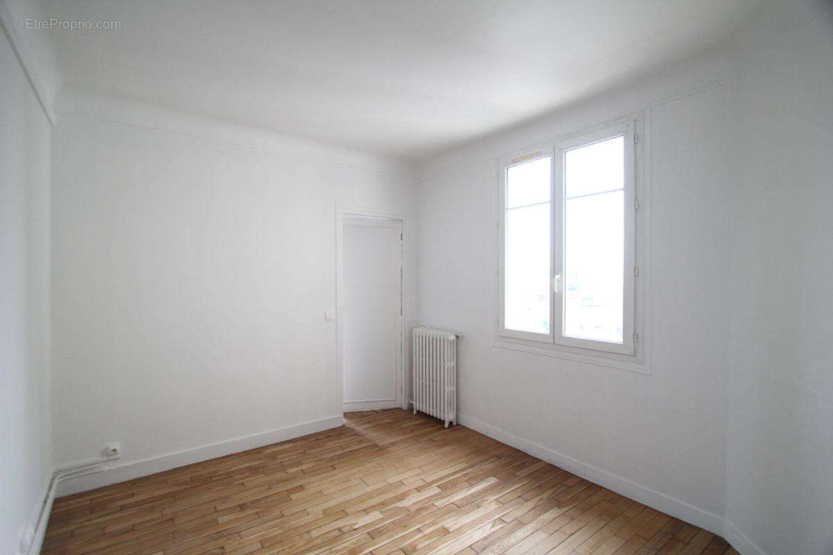 Appartement à LA COURNEUVE