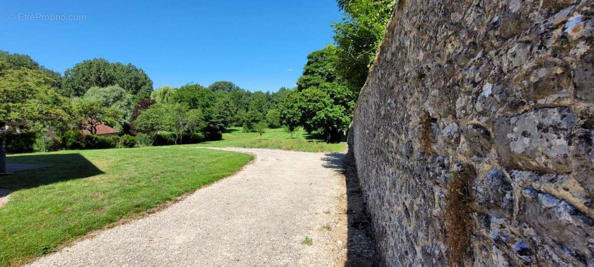 Maison à LANDES-LE-GAULOIS