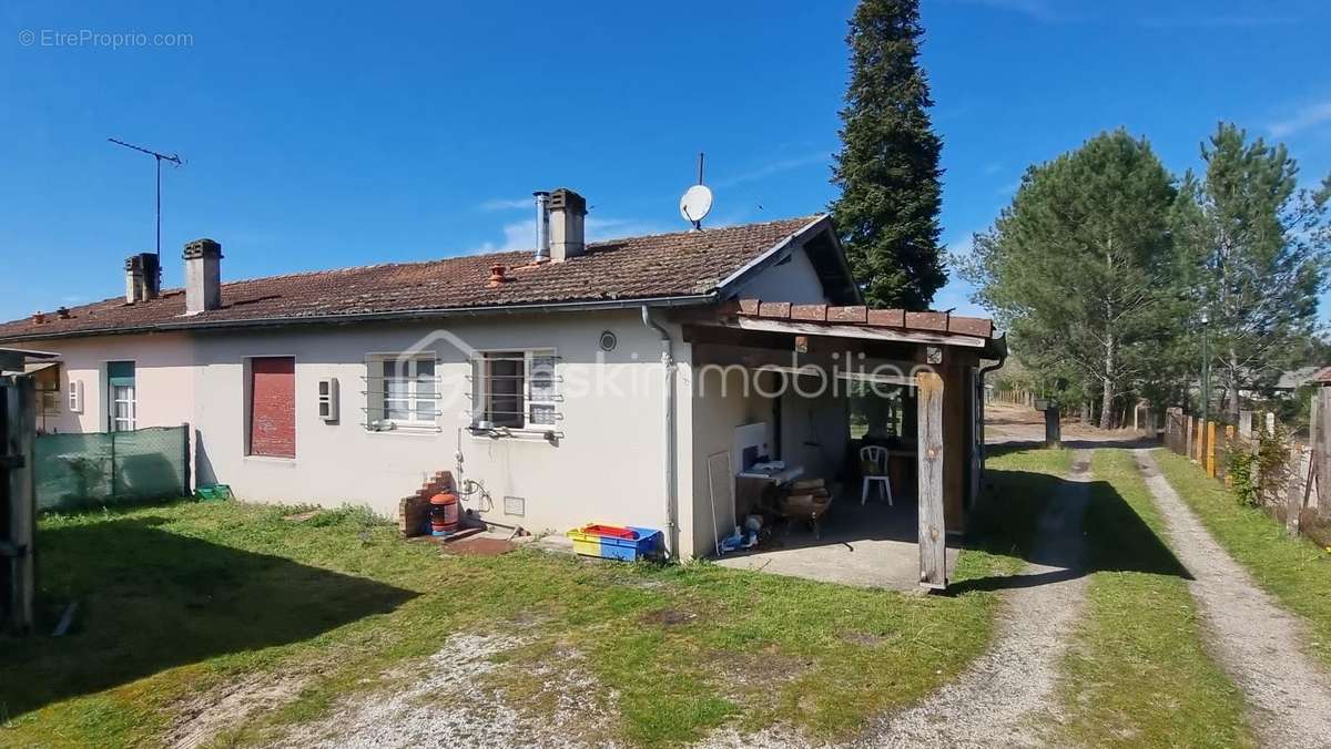 Maison à ONESSE-ET-LAHARIE