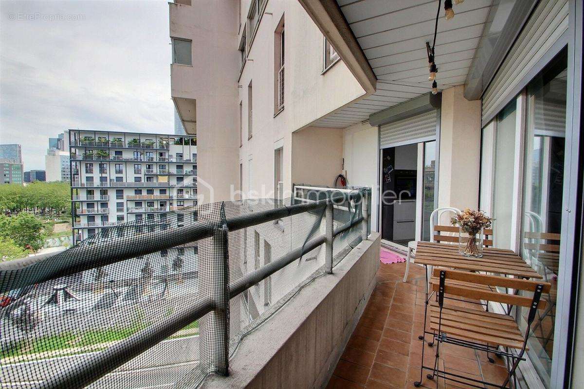 Appartement à NANTERRE