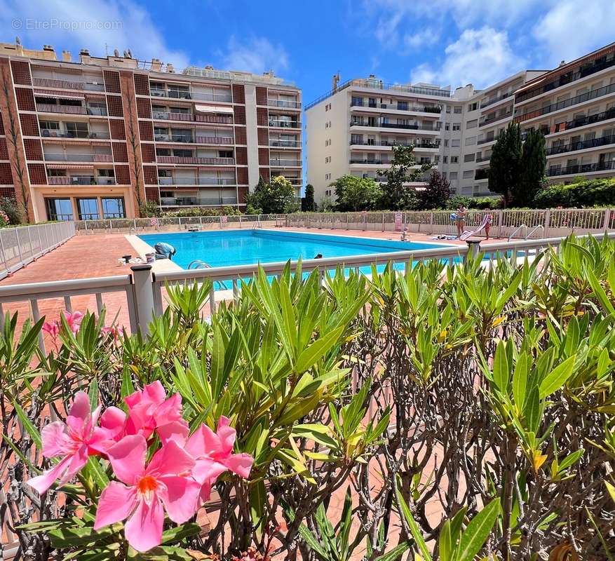 Appartement à ROQUEBRUNE-CAP-MARTIN