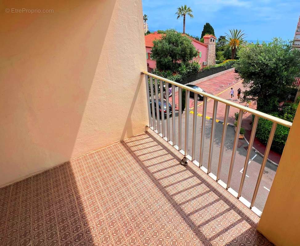 Appartement à ROQUEBRUNE-CAP-MARTIN