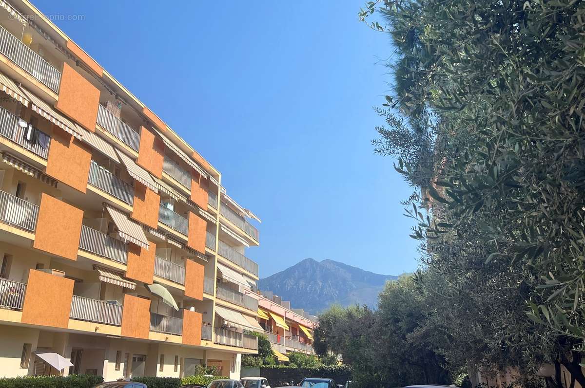 Appartement à ROQUEBRUNE-CAP-MARTIN