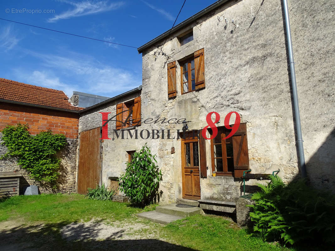 Maison à MONTBARD