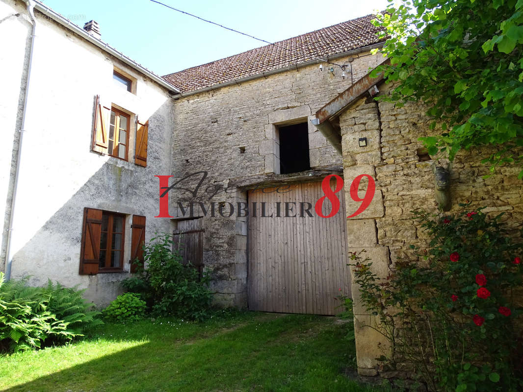 Maison à MONTBARD