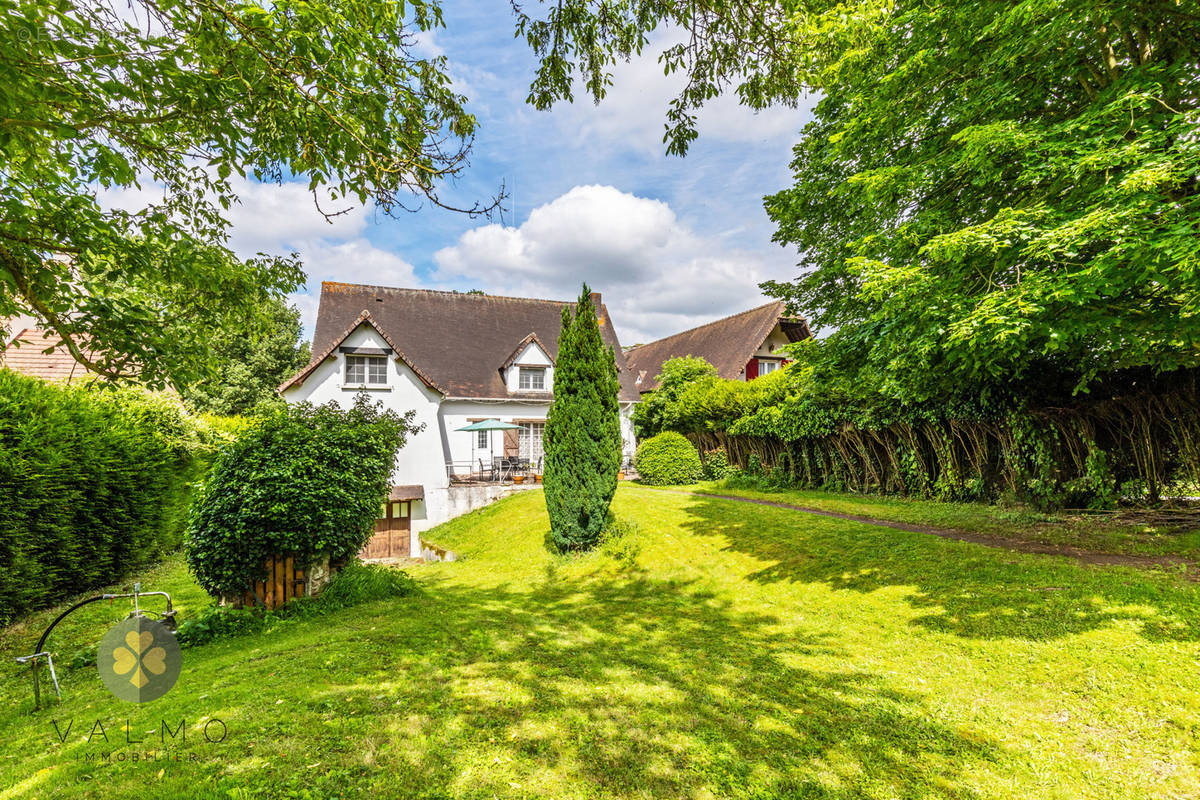 Maison à THOIRY