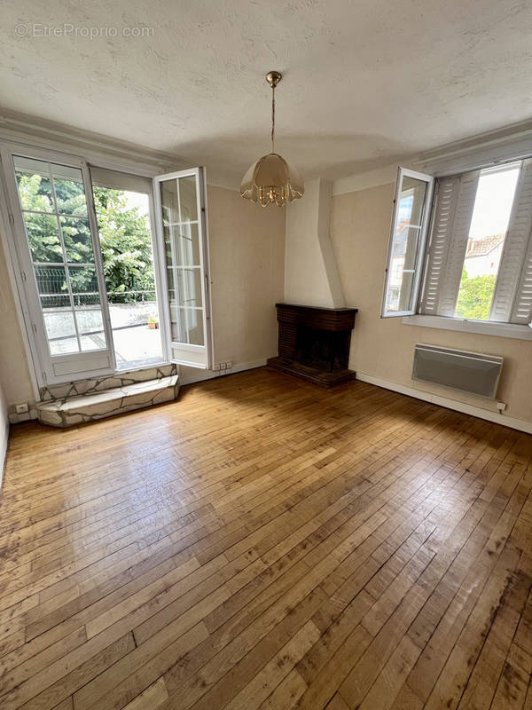 Appartement à SULLY-SUR-LOIRE