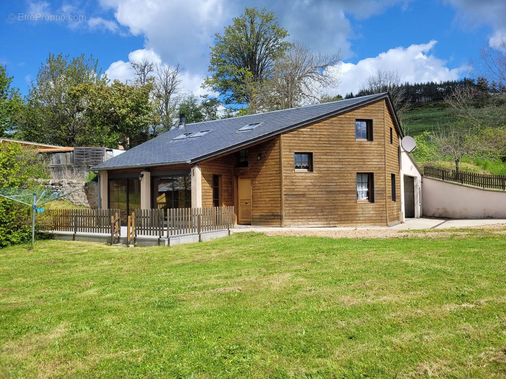 Maison à CHATEAUNEUF-DE-RANDON