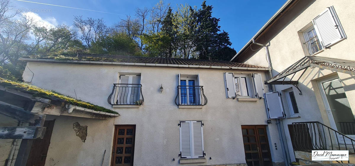 Appartement à MEZIERES-SUR-SEINE