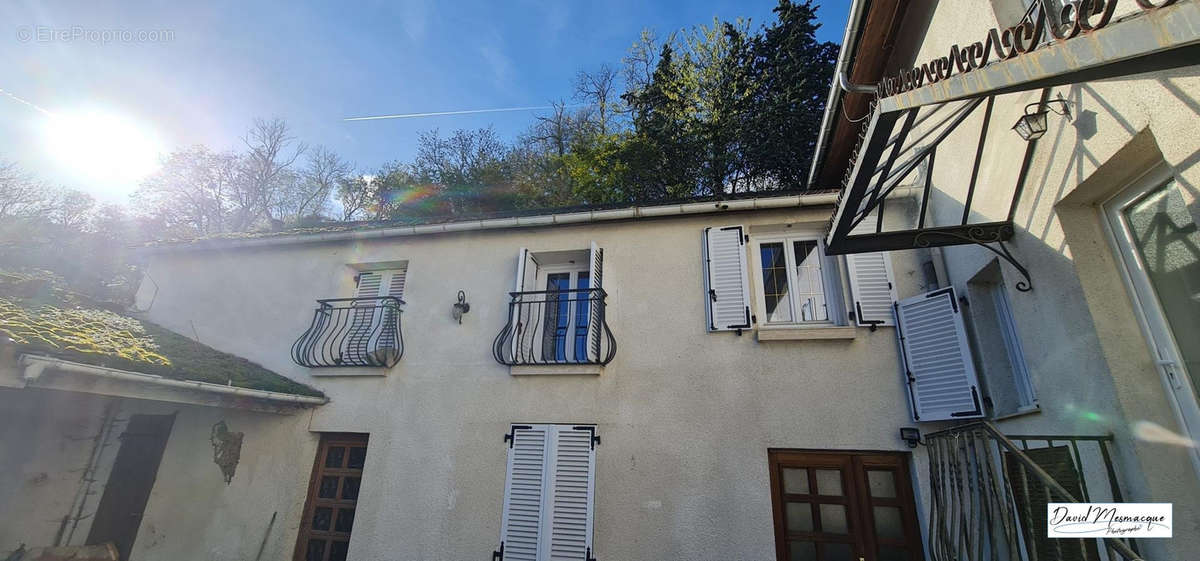 Appartement à MEZIERES-SUR-SEINE