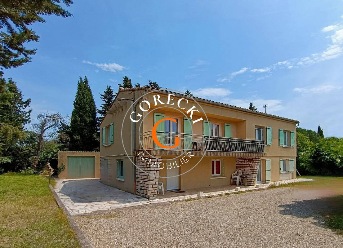 Maison à UZES