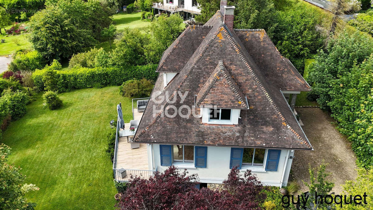 Maison à BERNAY