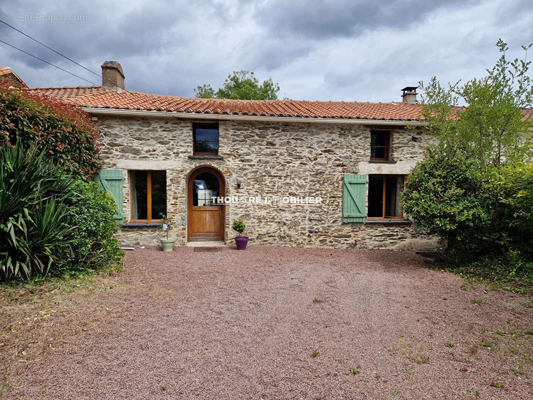 Maison à LE CELLIER