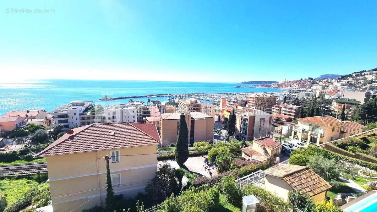 Appartement à MENTON