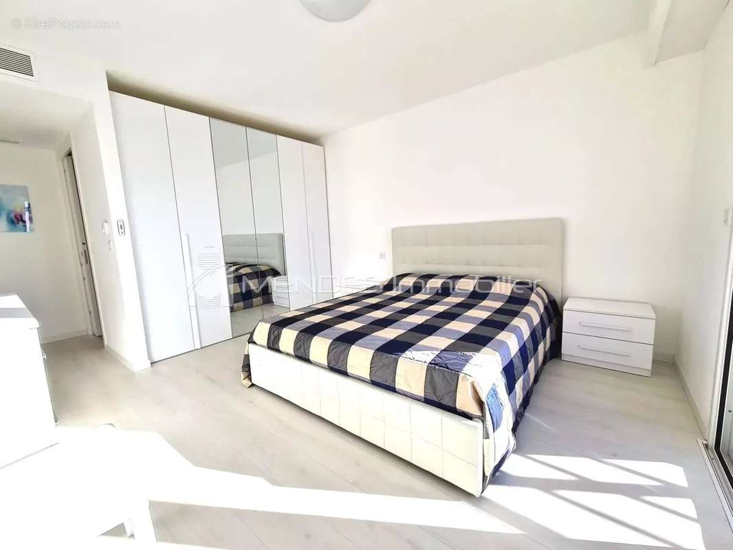 Appartement à MENTON