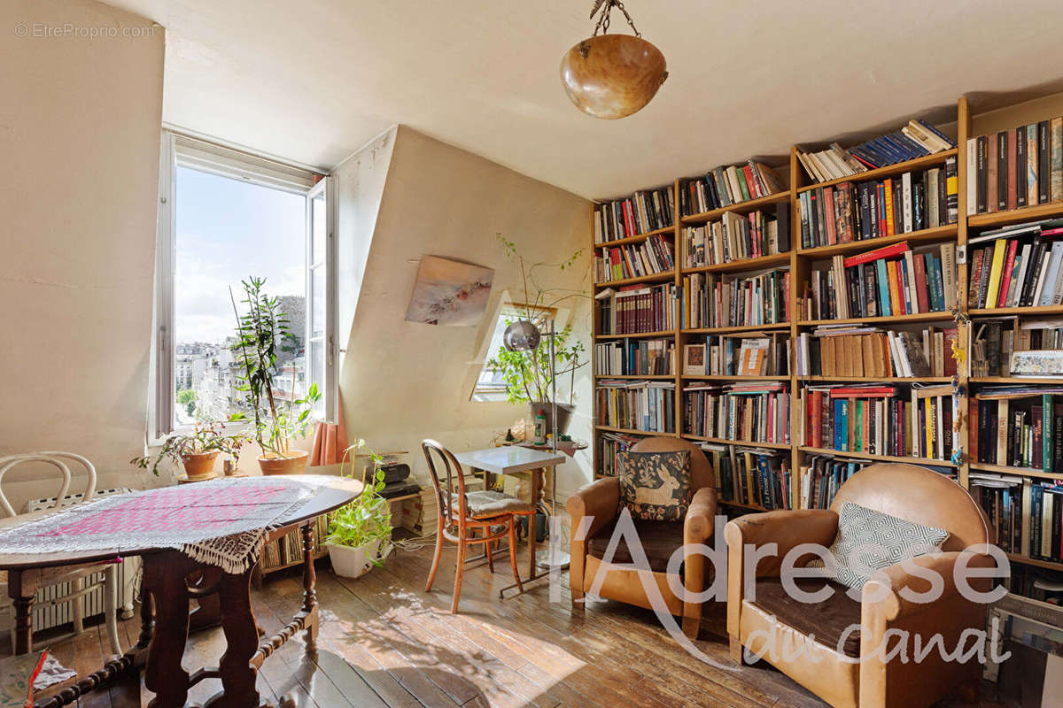 Appartement à PARIS-10E